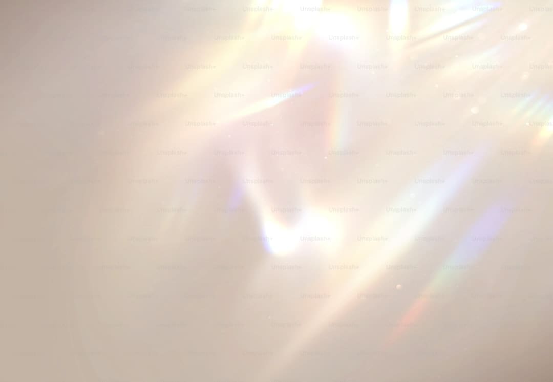 怎么让三色灯默认白光